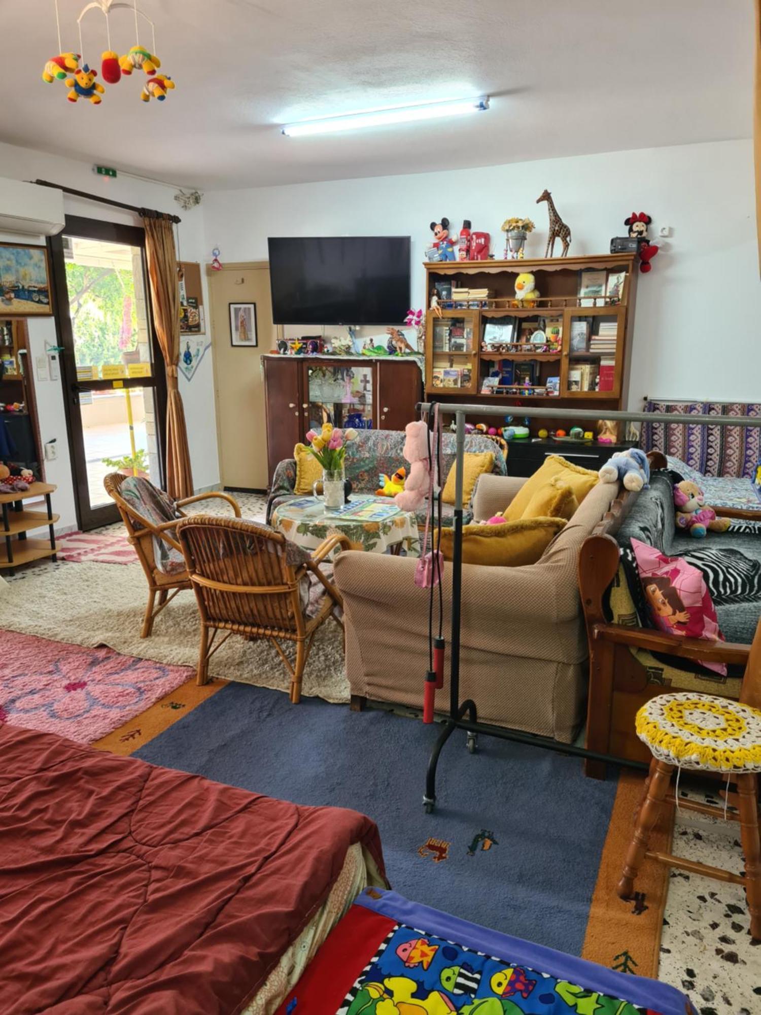 Villa George - Family Holidays Néa Mákri Екстериор снимка