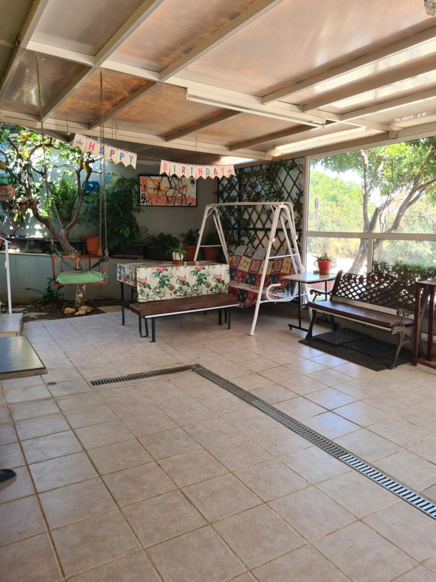 Villa George - Family Holidays Néa Mákri Екстериор снимка