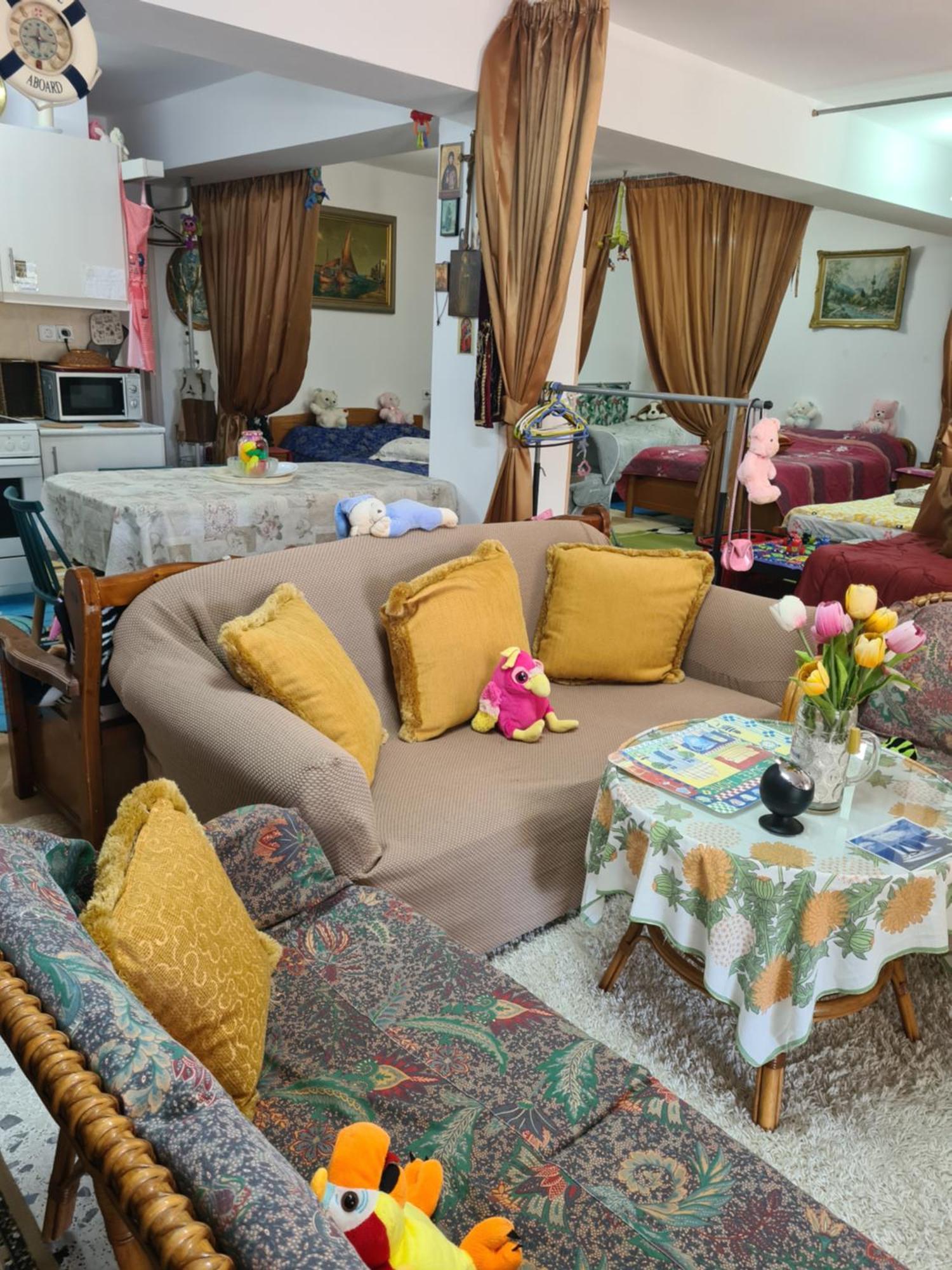 Villa George - Family Holidays Néa Mákri Екстериор снимка