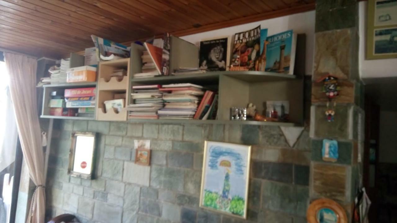 Villa George - Family Holidays Néa Mákri Екстериор снимка