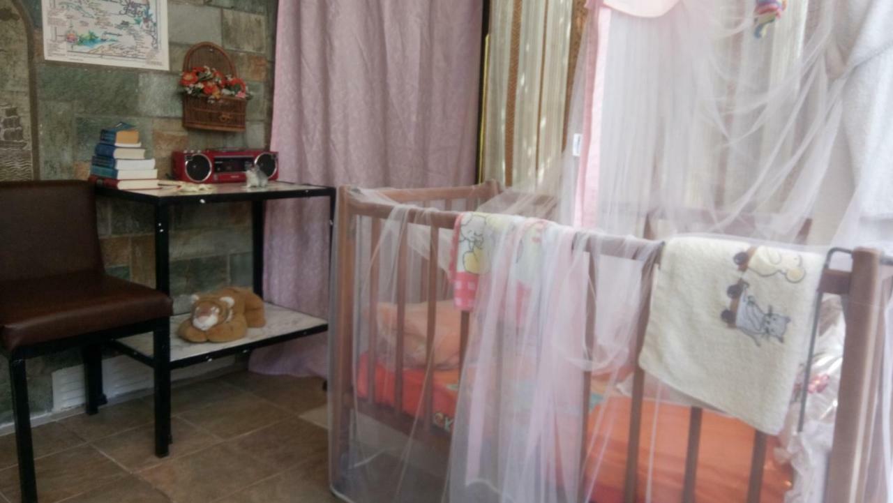 Villa George - Family Holidays Néa Mákri Екстериор снимка